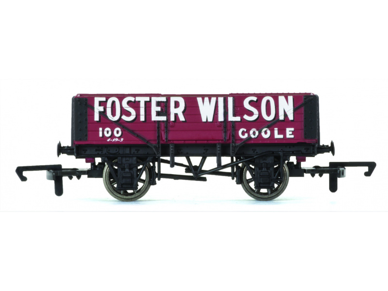 Vagón nákladní HORNBY R6748 - 5 Plank Wagon 'Foster Wilson' Hornby R6748 - Vagón nákladní HORNBY R6748 - 5 Plank Wagon 'Foster Wilson'