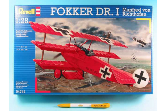 Fokker Dr.I 'Richthofen' (1:28) Revell 04744
