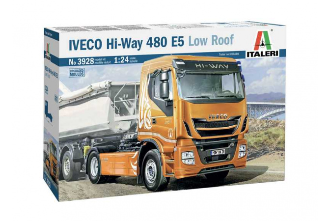 IVECO HI-WAY 490 E5 (Low Roof) (1:24) Italeri 3928