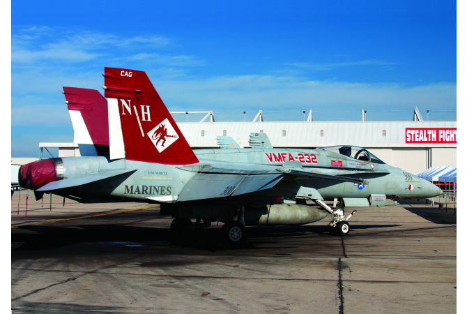 USMC F/A 18A+ VMFA-232 RED DEVILS (1:72) Academy 12520