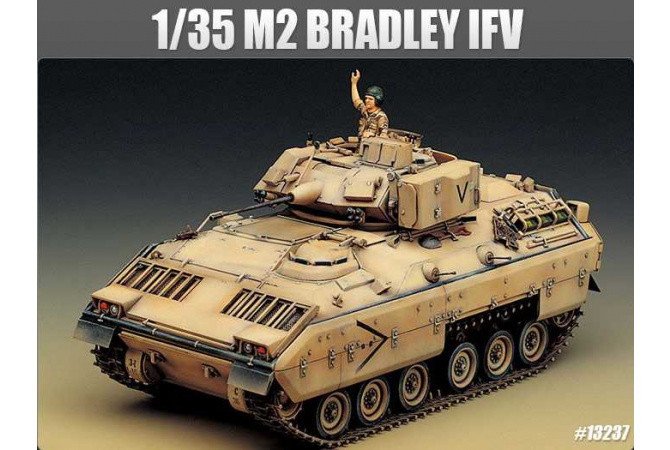 M2 BRADLEY IFV (1:35) Academy 13237