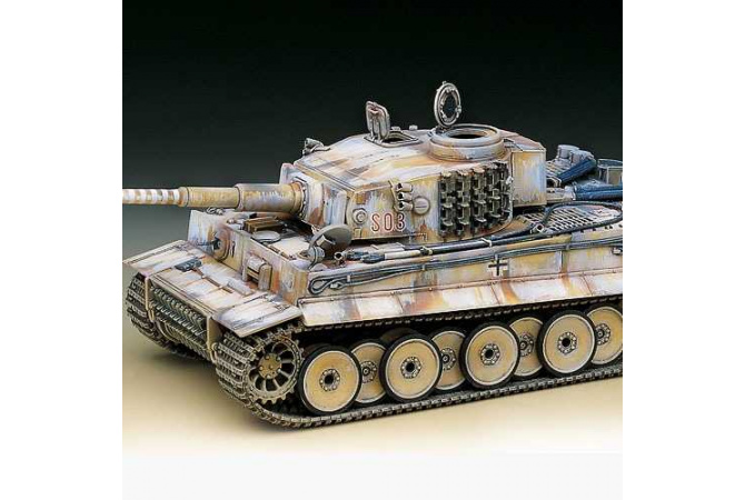 TIGER-I WWII TANK "EARLY-EXTERIOR MODEL" (1:35) Academy 13264